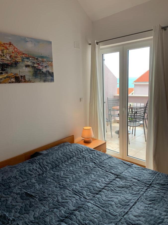 Apartments Mat Novalja Eksteriør bilde